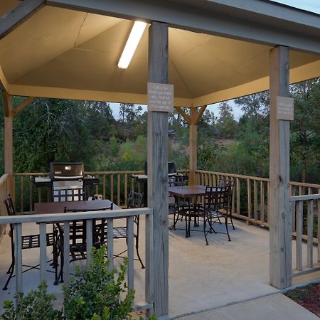 Candlewood Suites Pearl By Ihg Exteriör bild