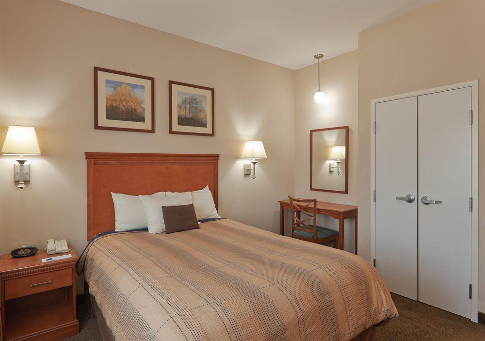 Candlewood Suites Pearl, An Ihg Hotel Exteriör bild