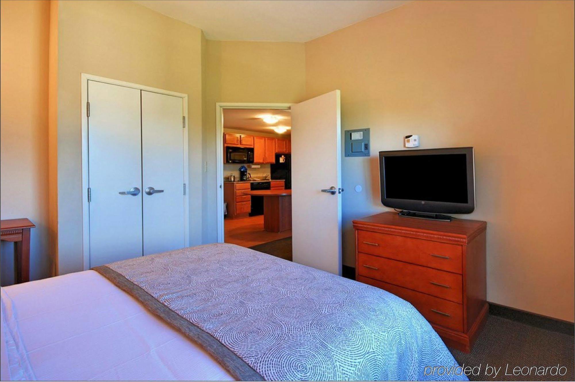 Candlewood Suites Pearl By Ihg Exteriör bild