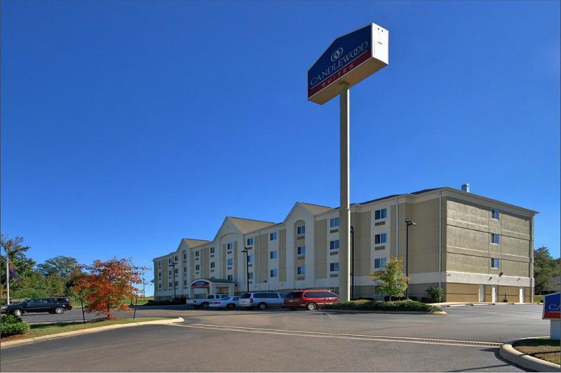 Candlewood Suites Pearl By Ihg Exteriör bild